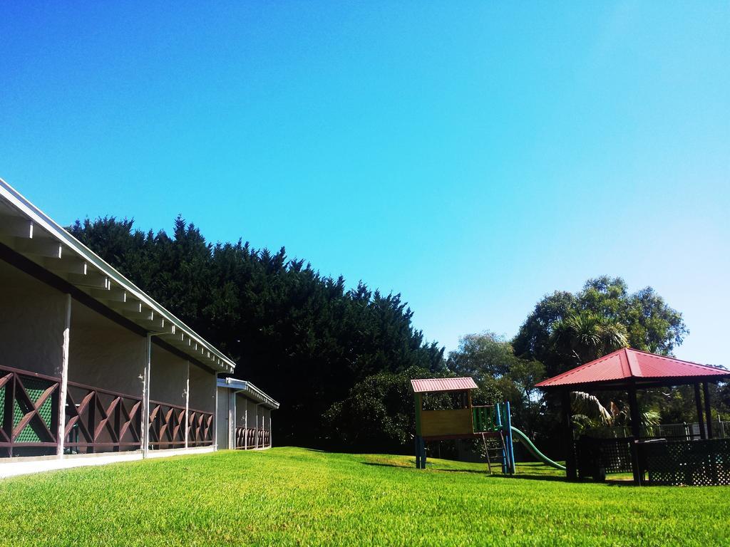 Karri Forest Motel Pemberton Exterior photo